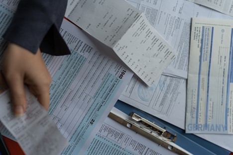 <strong>The Ethics of Tax Preparation: Navigating Ethical Dilemmas and Maintaining Integrity</strong>