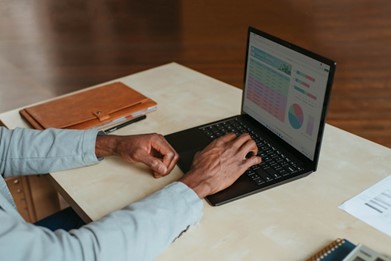Balancing Work and Family: Tips for Tax Preparers that Work From Home
